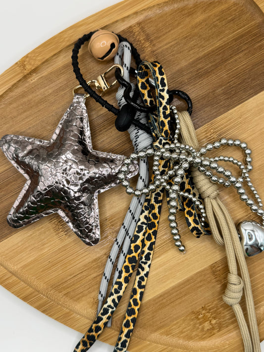 Bijoux de sac étoile taupe